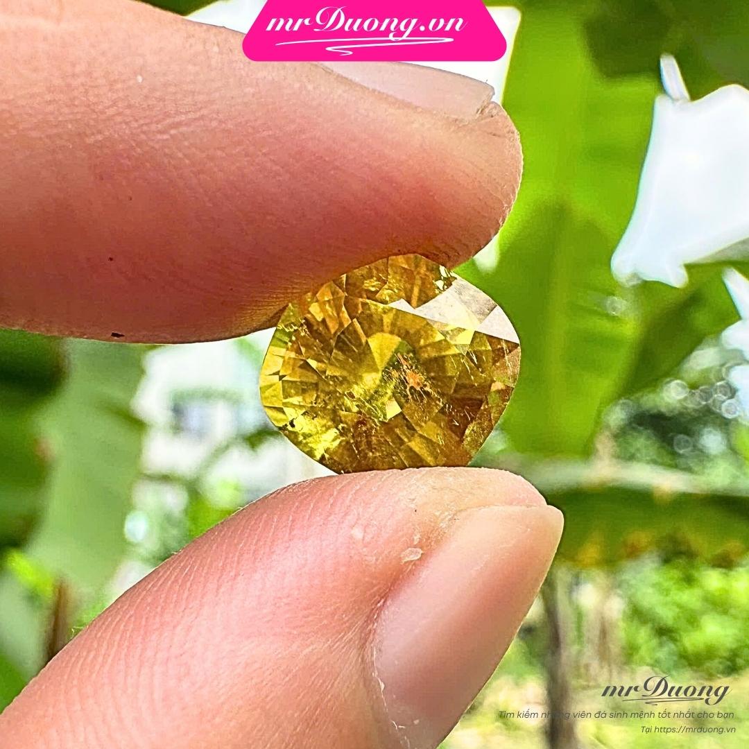 da-quy-thien-nhien-tourmaline-vang-ma-da-mrd6460-co-giay-chung-nhan-kiem-dinh-da-quy-tu-nhien