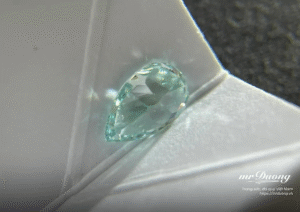 kim cương Fancy Vivid Blue-Green