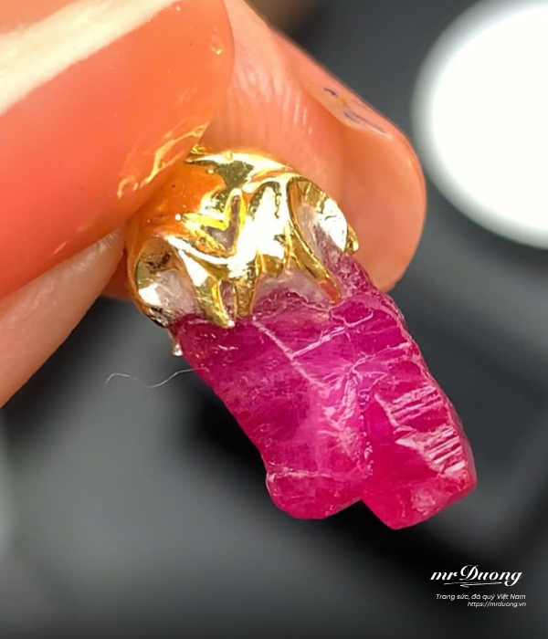 đá thô tự nhiên