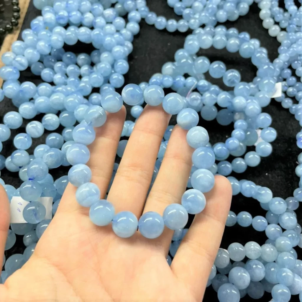 Đá hợp với tuổi Kỷ tỵ 