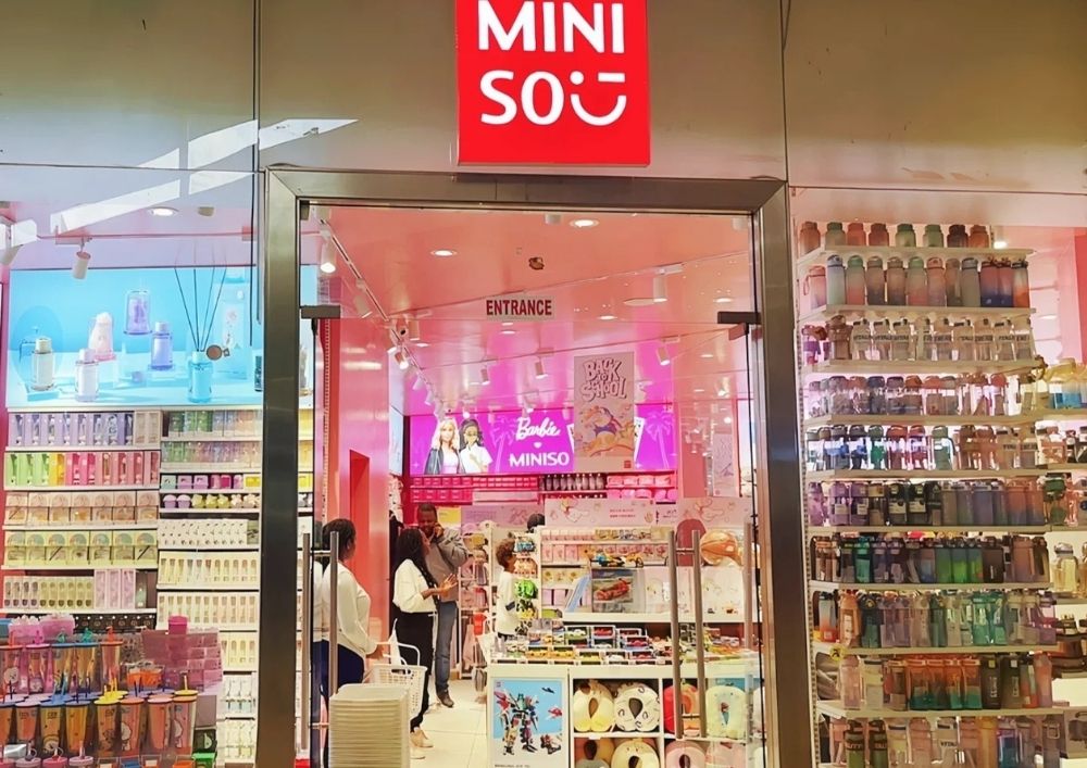 mat-ma-khoi-nghiep-miniso-p1-3