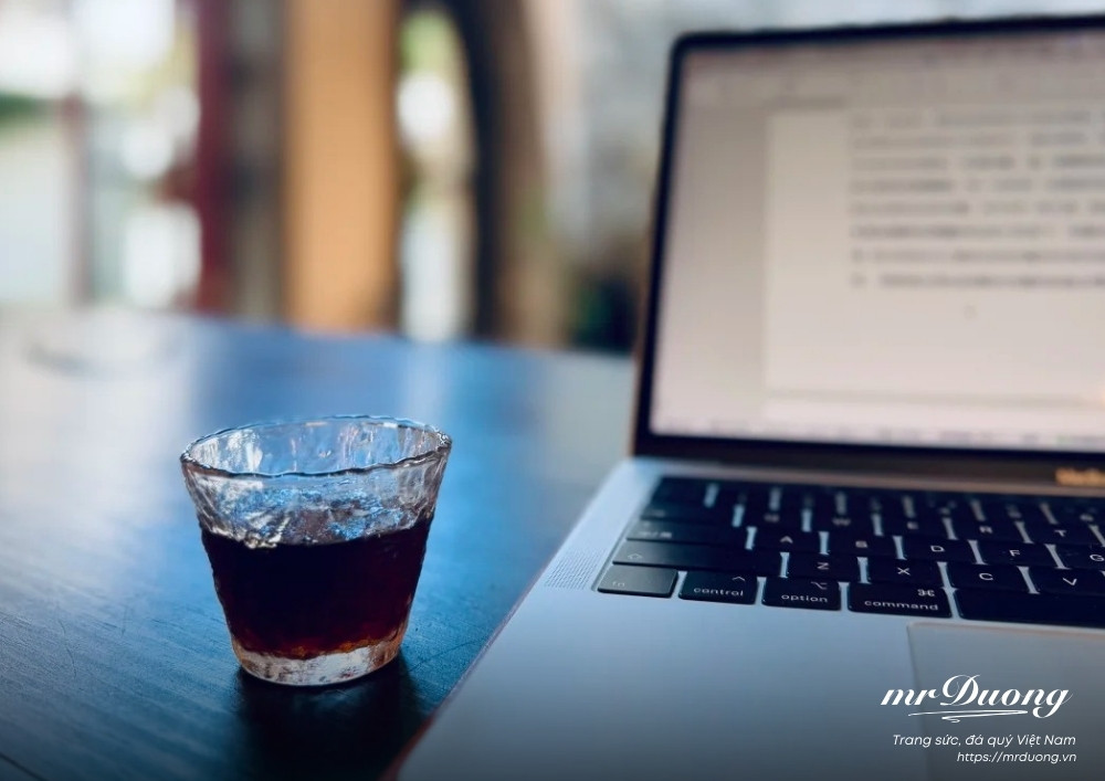 nguoi-ngheo-lo-boi-toan-nha-giau-xem-phong-thuy