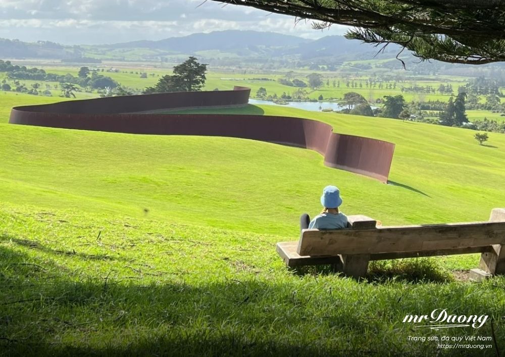 trong-thoi-dai-lo-lang-hay-la-nguoi-am-hieu-cuoc-song-hanh-phuc