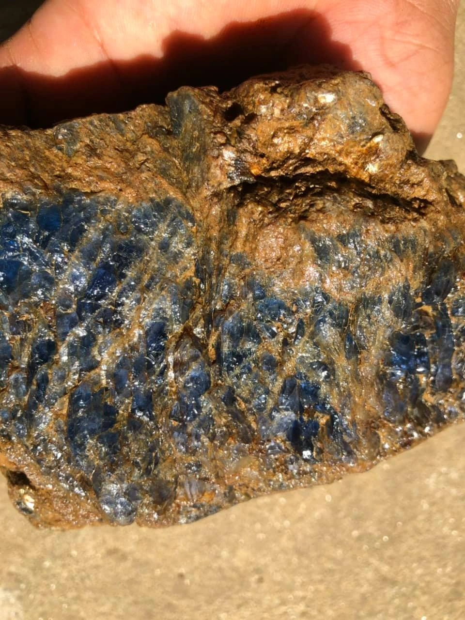 Viên đá quý 4 tỷ ở Lục Yên: Cơn sốt đổi đời và sự thật phía sau