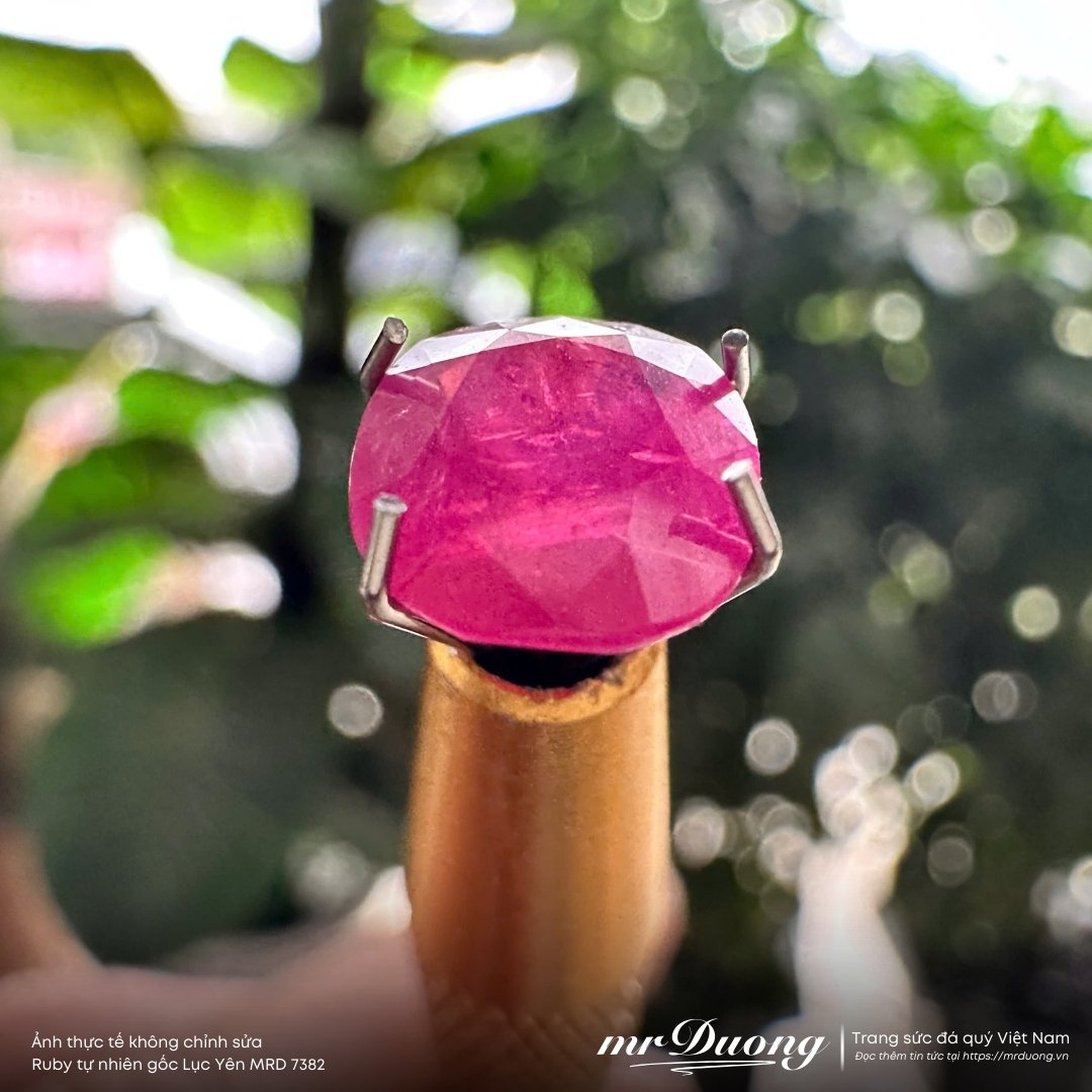 da-ruby-tu-nhien-goc-luc-yen-cat-facet-thich-hop-lam-mat-nhan-nam-nu-mrd-7382-1