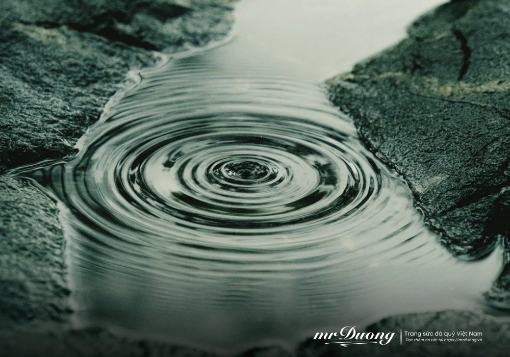 nuoc-co-phai-la-bieu-tuong-cua-su-giau-co