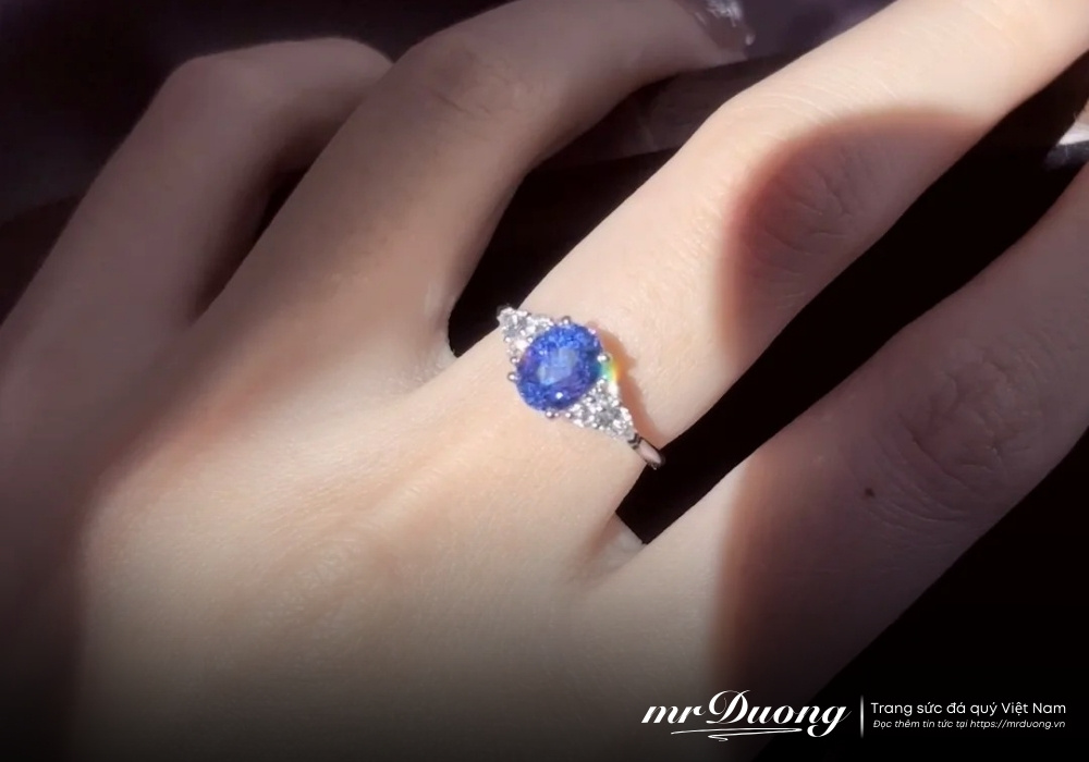 gia-cua-da-quy-la-bao-nhieu-2