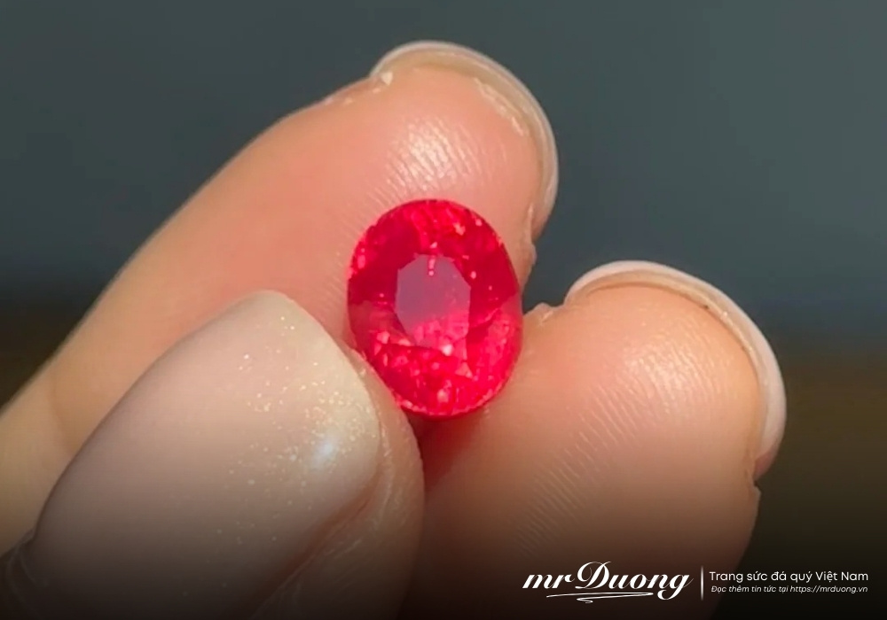 Đá Quý Không Chỉ Để Đeo, Mà Để Nhớ – Giá Trị Vượt Thời Gian Của Những Viên Đá Mang Ký Ức