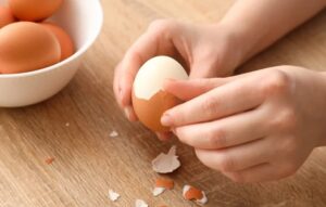 Ăn trứng mỗi ngày có tốt không? Lợi ích và lưu ý cần biết cho sức khỏe