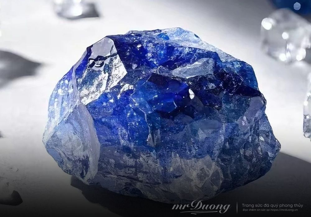 khoa-hoc-da-quy-da-tanzanite-loai-da-quy-doc-quyen-den-tu-tanzania