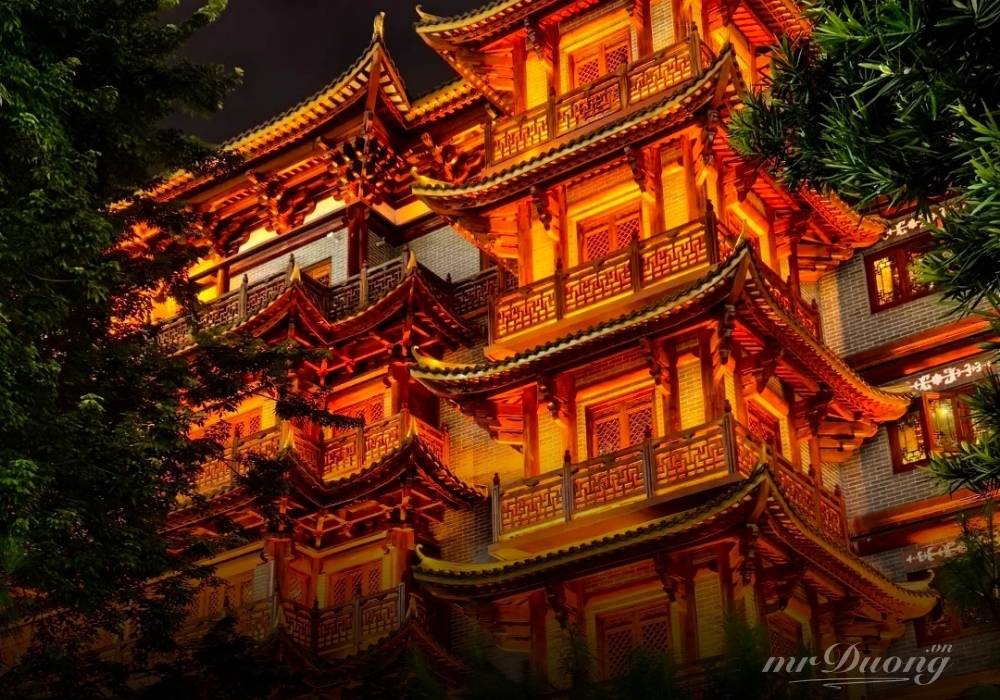 Chua dai tu quang chau- 5